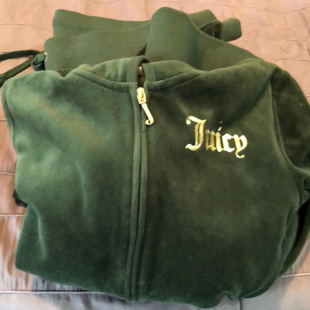 Juicy couture track suit